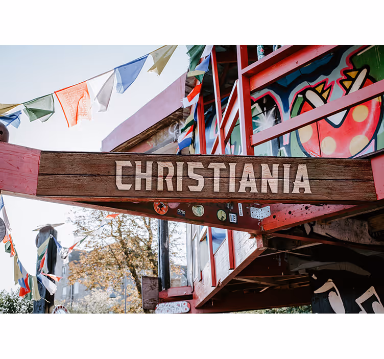Blind bedroom entrance to christiania in copenhagen - TenStickers