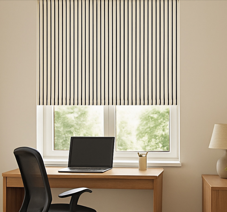 Blind office vertical lines in black - TenStickers