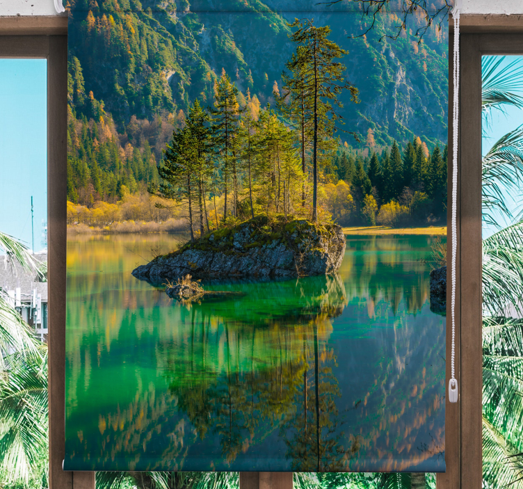 Tranquil Lake Isle zen blind - TenStickers