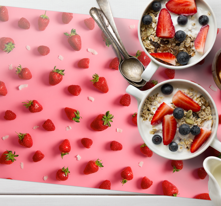Pink background with strawberries  placemats - TenStickers
