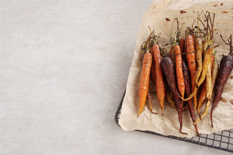 Placemats for restaurants roasted colorful carrots - TenStickers