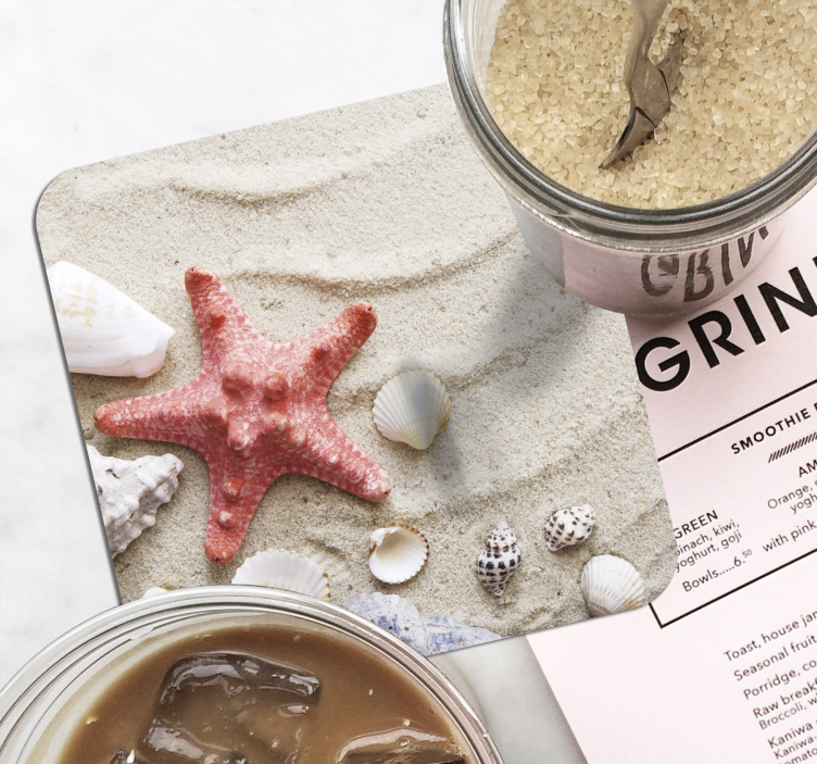 Starfish and shells on sand coasters - TenStickers
