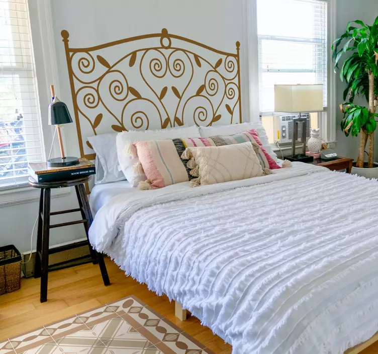 Wrought Iron Headboard Wall Decal - TenStickers