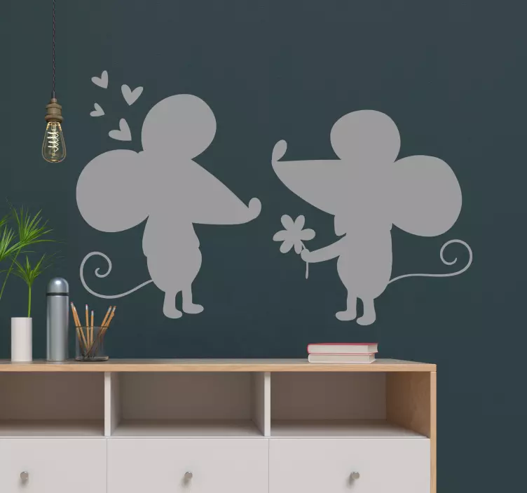 Cheerful Mice Couple pet wall art - TenStickers