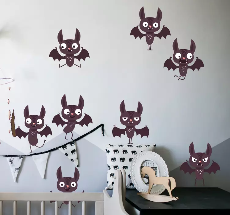 Spooky bats for halloween - TenStickers