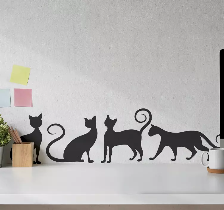 Playing cats wall sticker - TenStickers