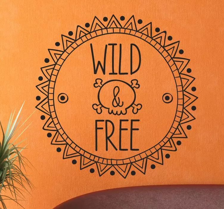 WILD AND FREE decoration wall sticker - TenStickers