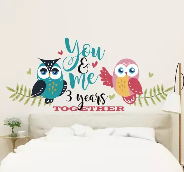Gufos + couple years headboard wall sticker - TenStickers