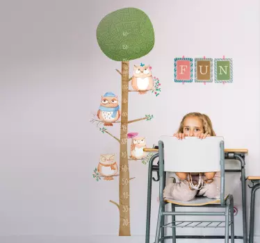 Kids owl meter height chart sticker - TenStickers