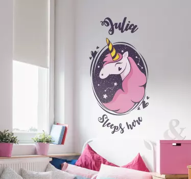 Pink unicorn with name fantasy decor - TenStickers