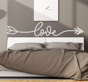 Sentence love nordic style love wall decal - TenStickers