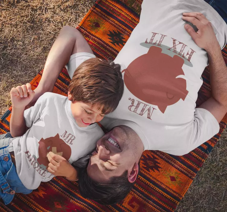 Mr broke it & Mr fix it t-shirt - TenStickers