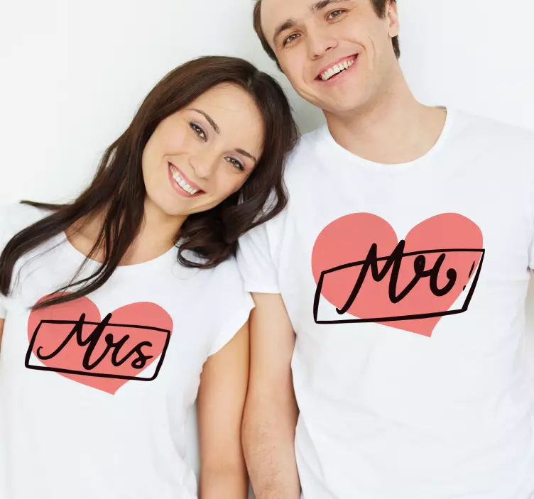 Mrs and Mr hearts Couple t shirts - TenStickers