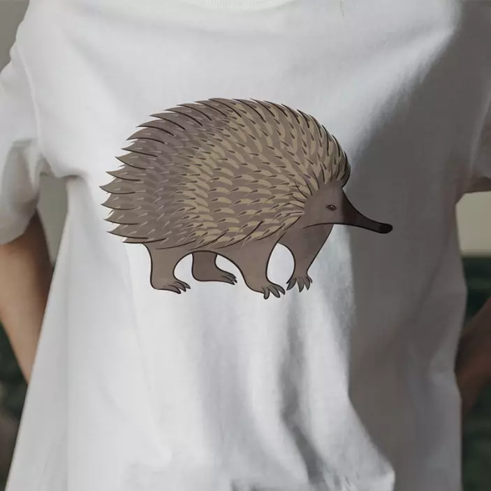 Porcupine and dots t-shirt - TenStickers
