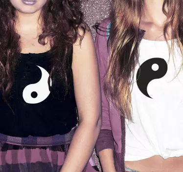 Yin and Yang  matching shirts for couples - TenStickers