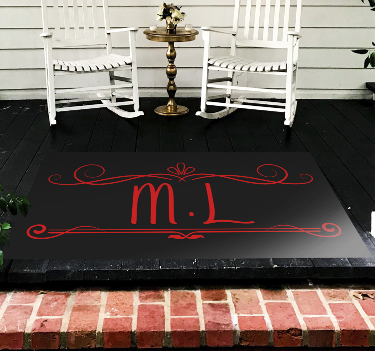Black and red design with initial modern rug - TenStickers