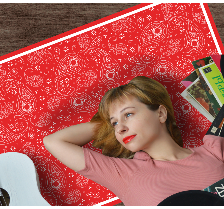 Red paisley pattern world map vinyl rug - TenStickers