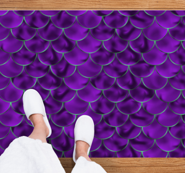 Animal print vinyl rug in purple pattern with scales - TenStickers
